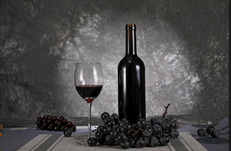 葡萄酒与美食，情调与口感的结合